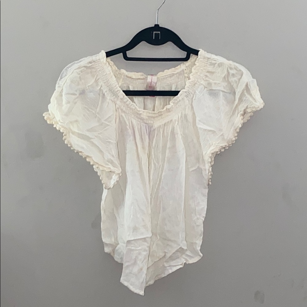 Women's Cream Top